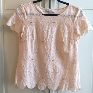 Pale peach, scalloped sleeve top, size xs